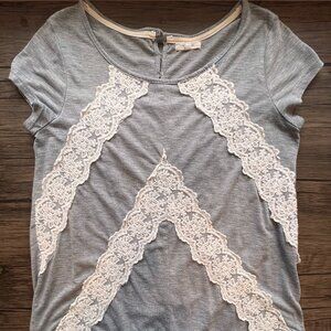 Maurices Patterned Short Sleeve Blouse, Size Medium